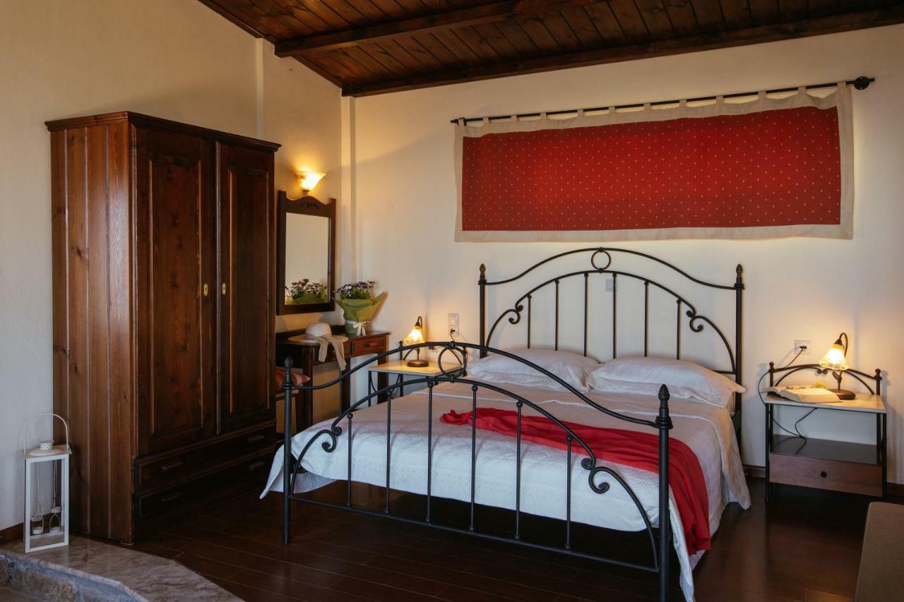 Aetovigla Guesthouse Krousonas  Esterno foto