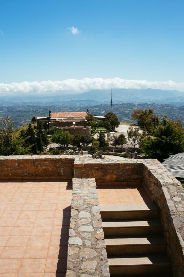 Aetovigla Guesthouse Krousonas  Esterno foto